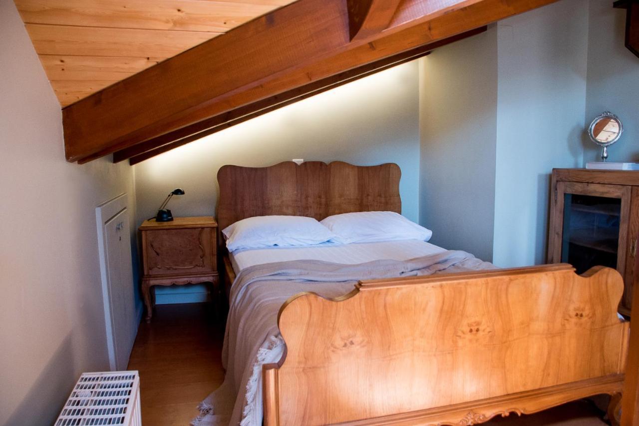 Ferienwohnung Country Style Attic In The Heart Of Preveza Exterior foto